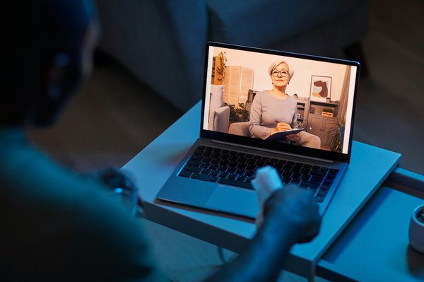 Sophrologue professionnel : demandez-lui une consultation à distance